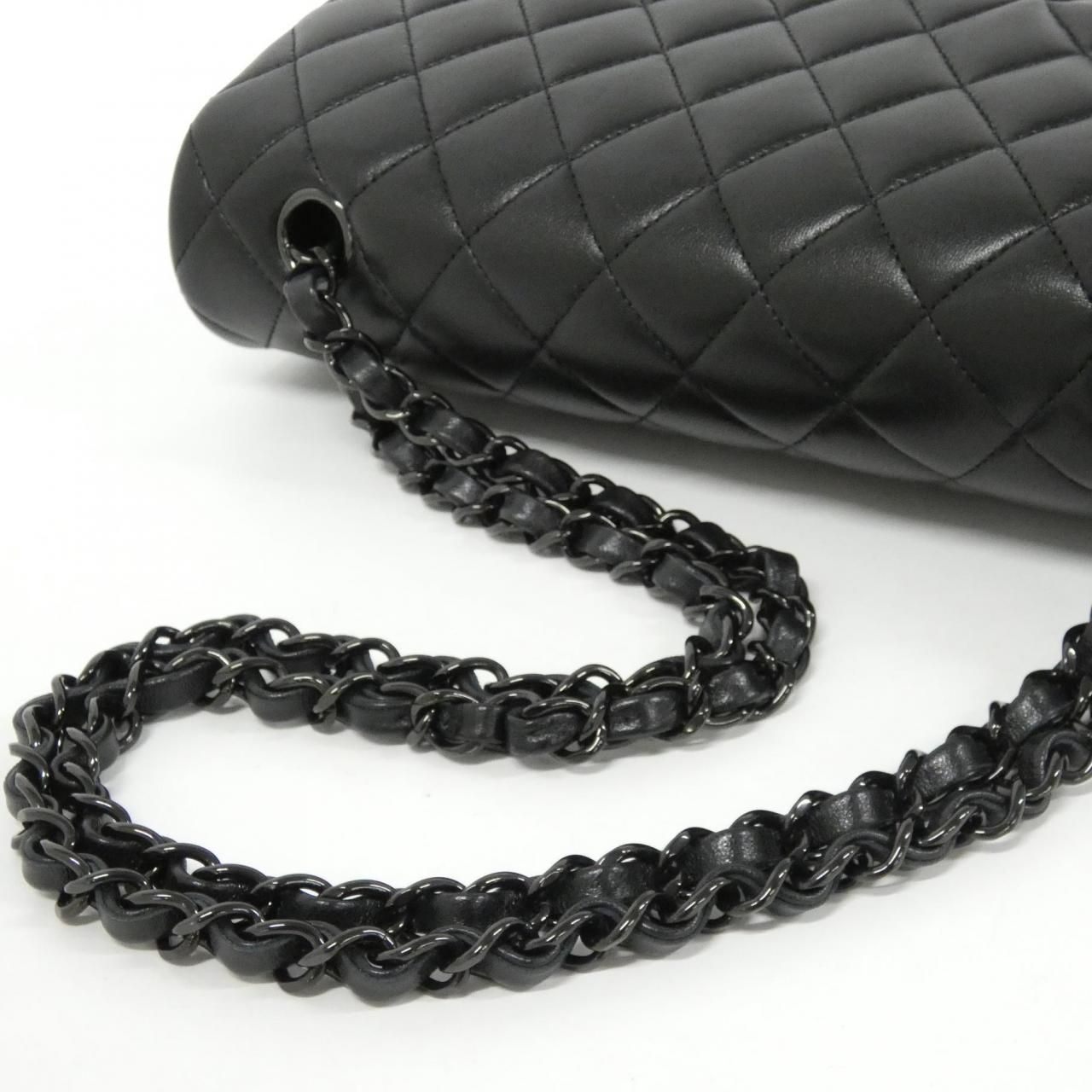 Chanel Shoulder Bag Black — view 8