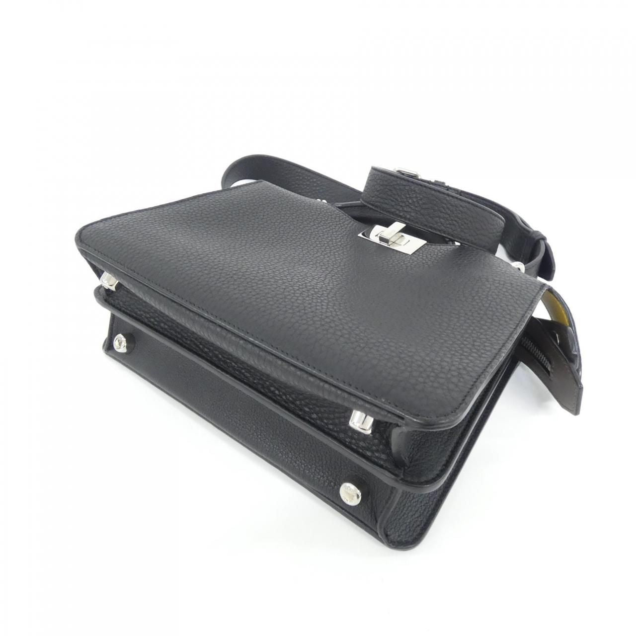 Fendi Peekaboo Eye Small — view 3