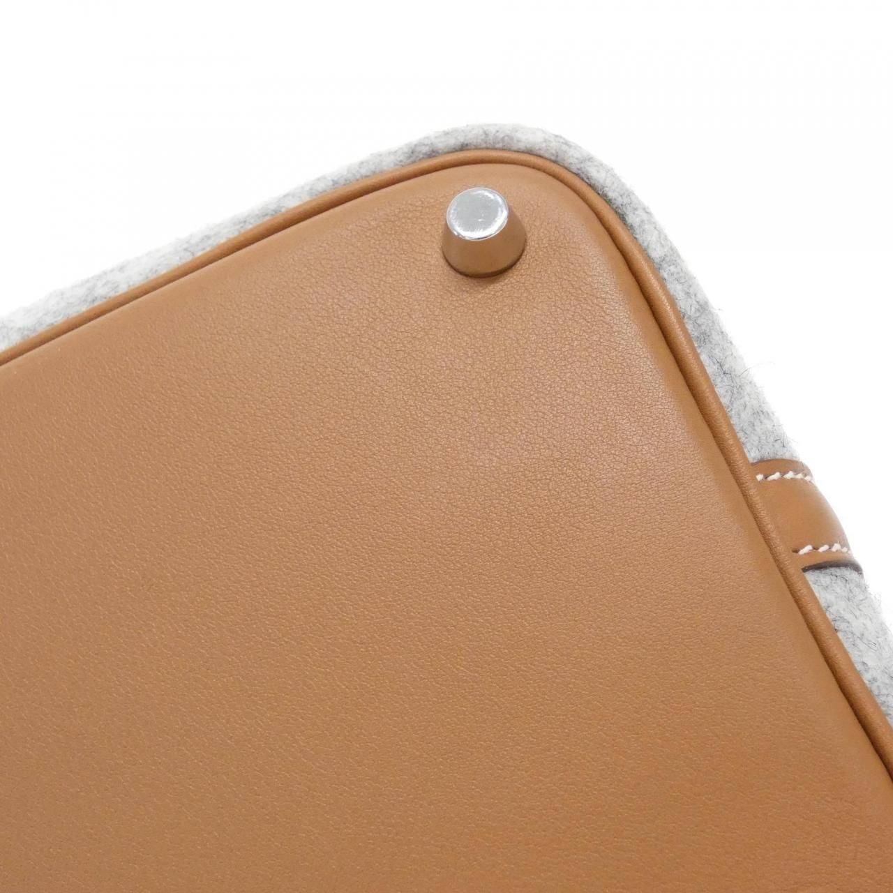 Hermes Picotin Lock Touch PM — view 3