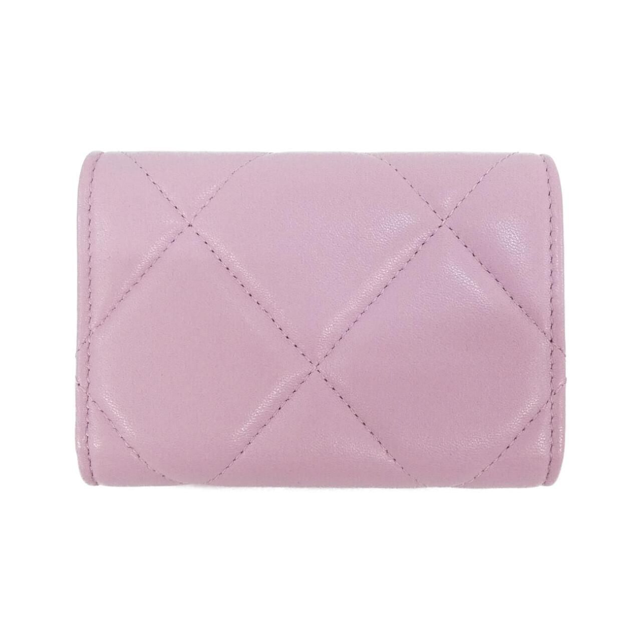 Chanel 19 Line Wallet — view 2