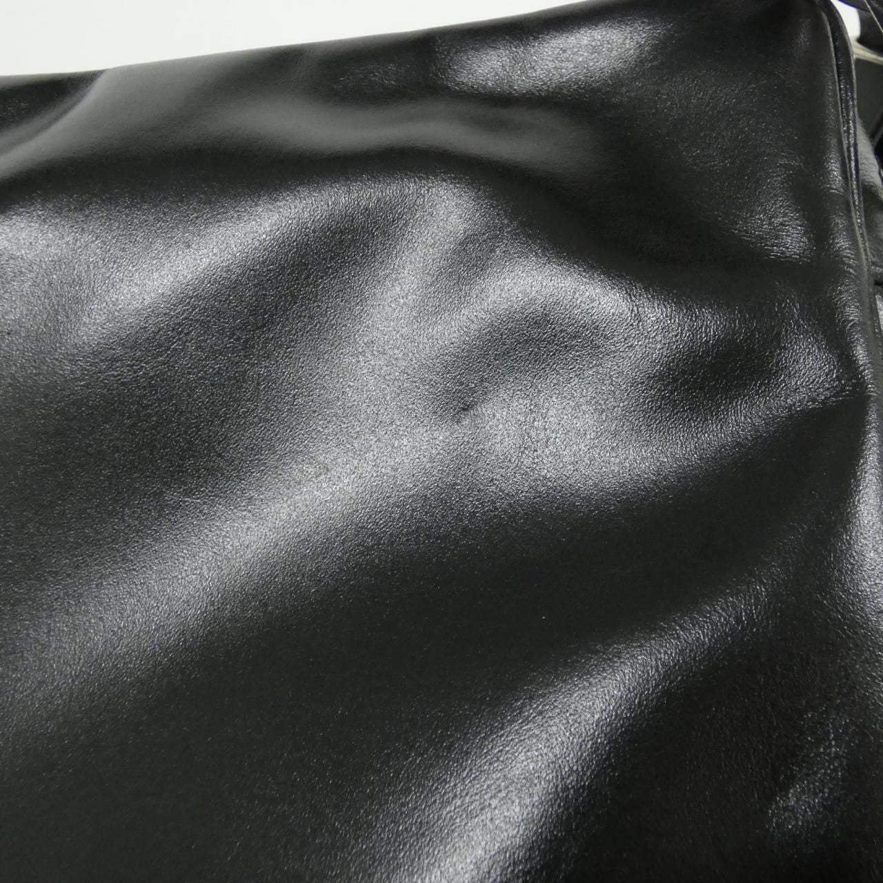 Louis Vuitton LV Night Nile Shoulder — view 6