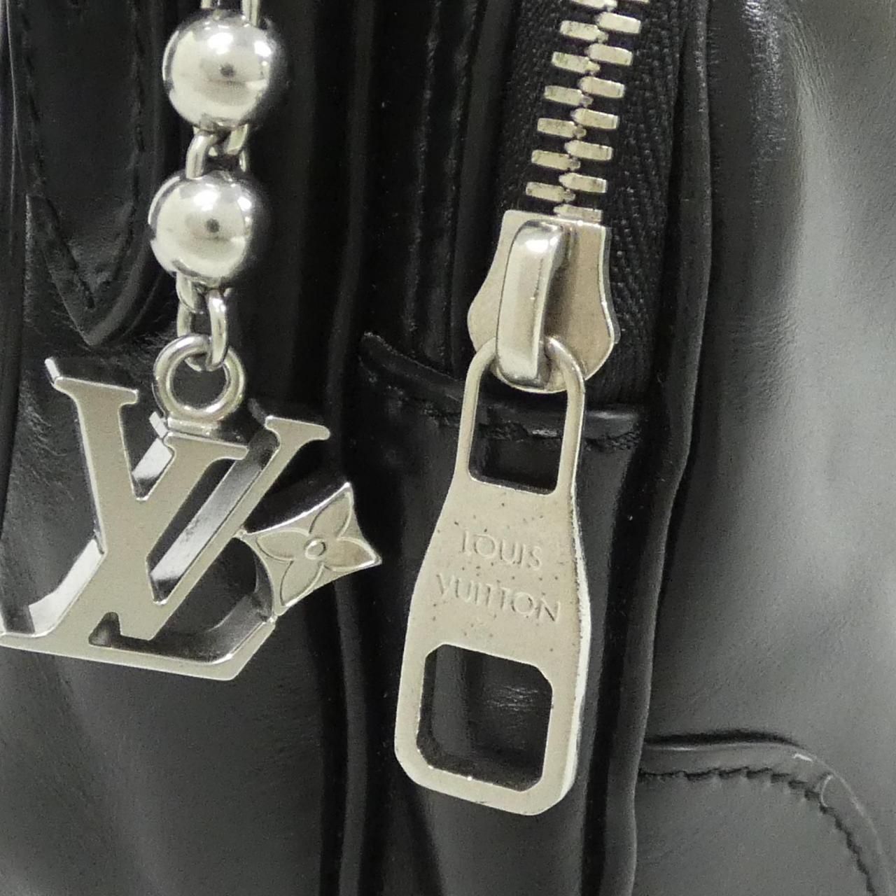 Louis Vuitton LV Night Nile Shoulder — view 4