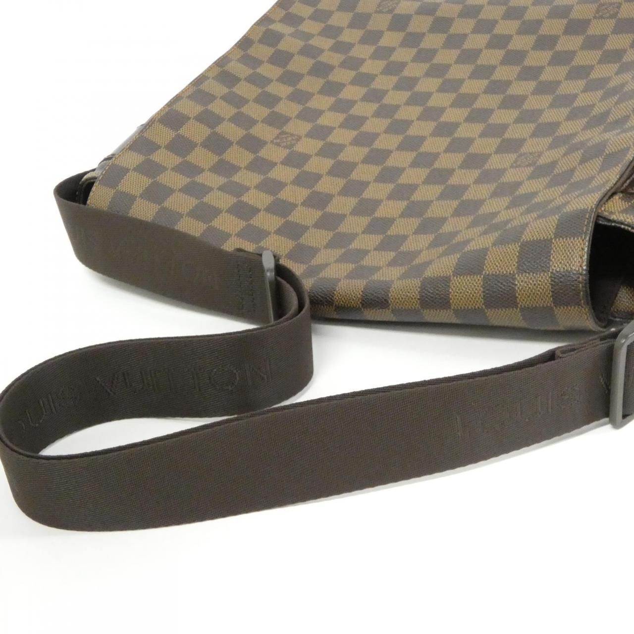 Louis Vuitton Damier Bastille Shoulder — view 8