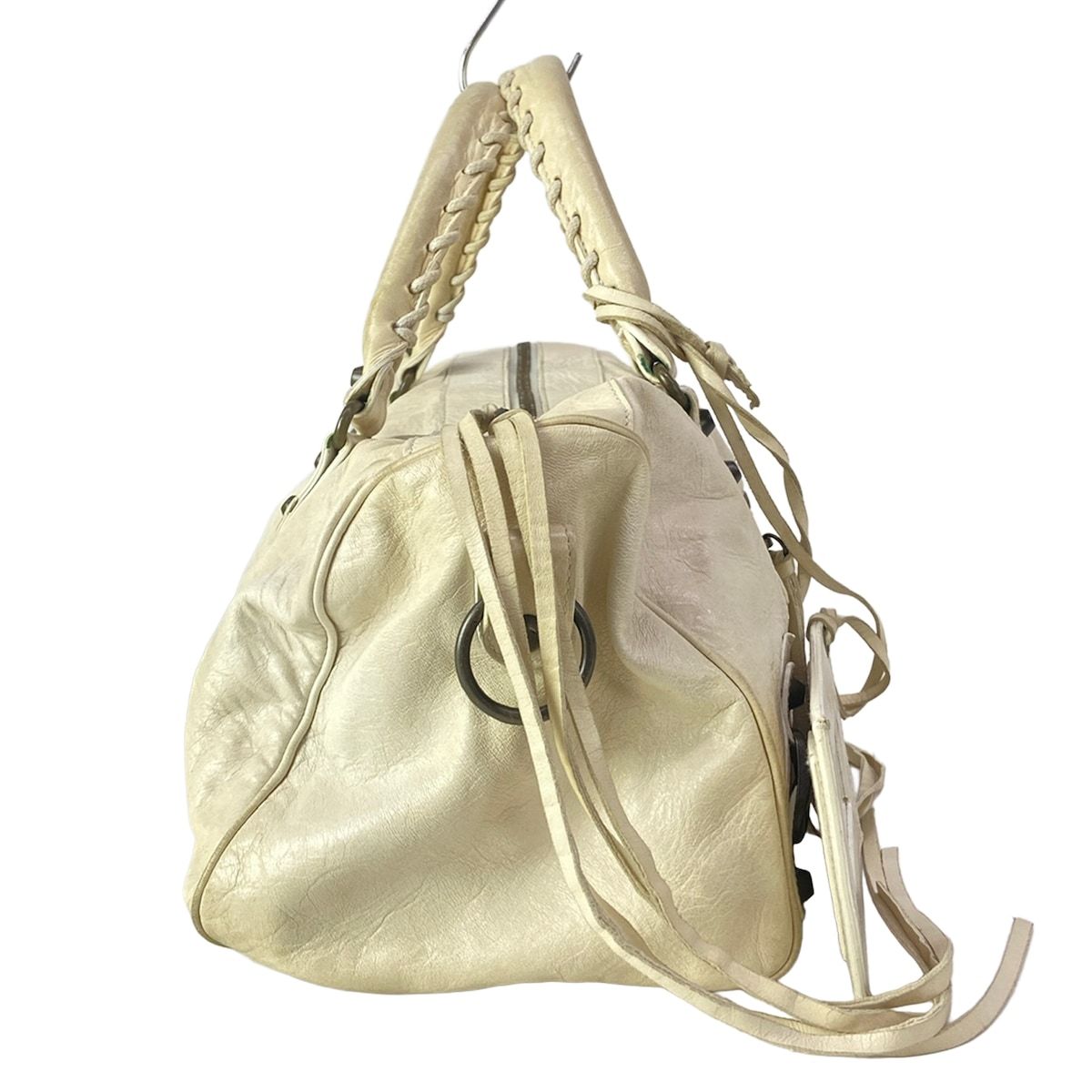 Balenciaga Handbag the Twig Ivory Leather — view 2