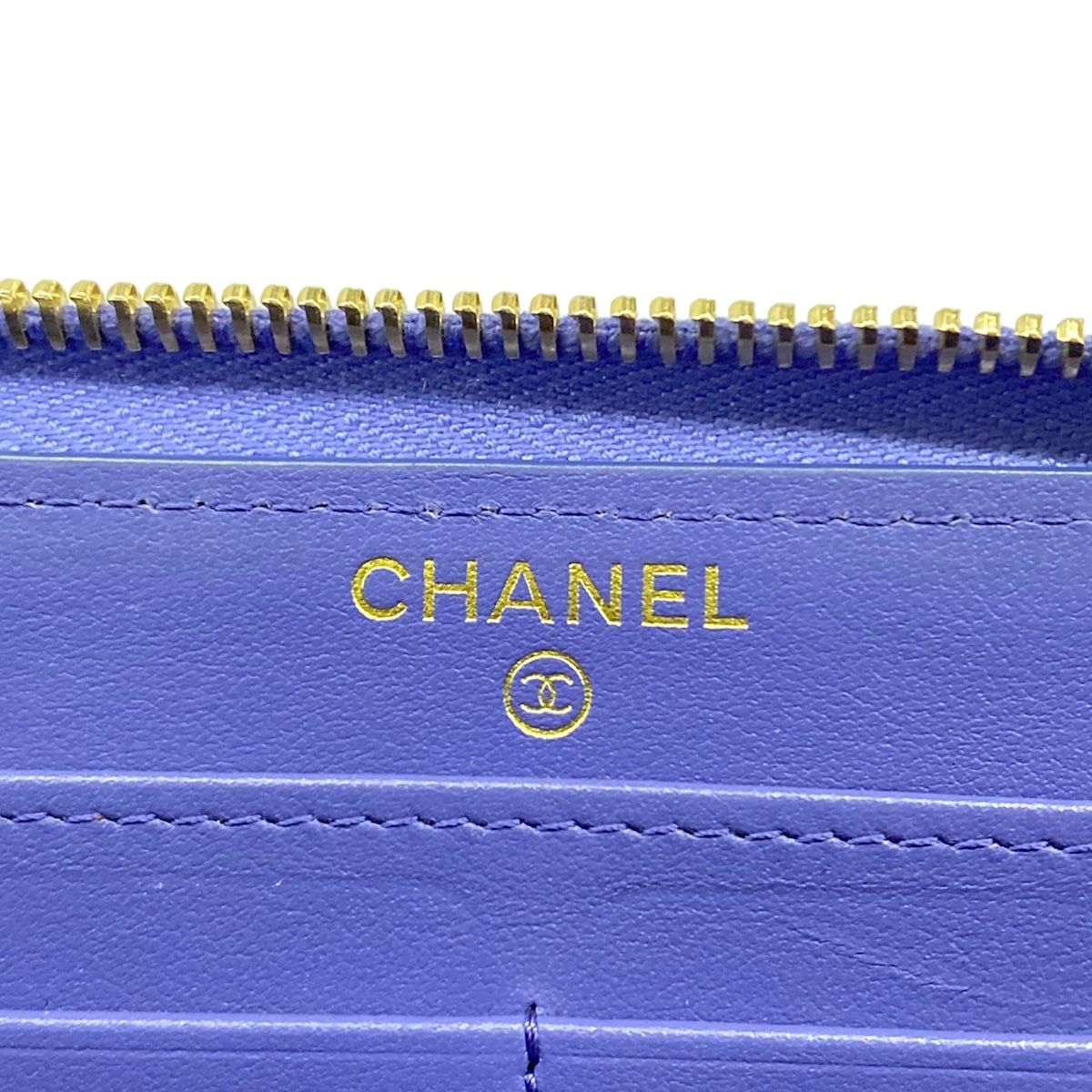 Chanel Wallet 19 Long Zip Purple Zip Around CC Logo Lambskin — view 5
