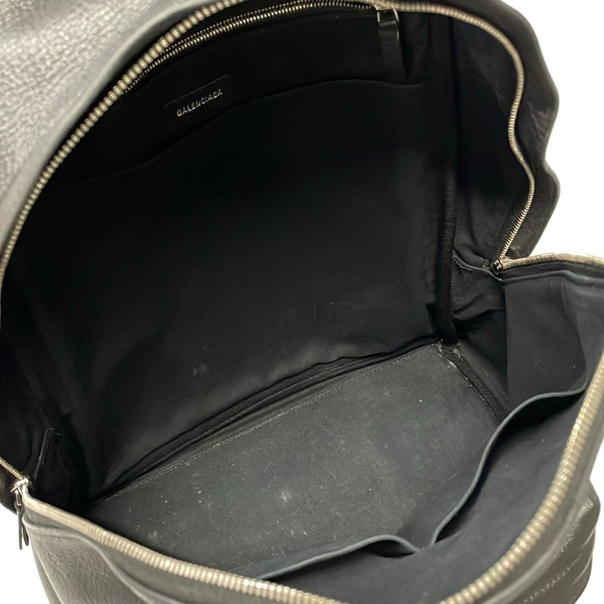 Balenciaga Backpack Everyday Black Leather — view 7