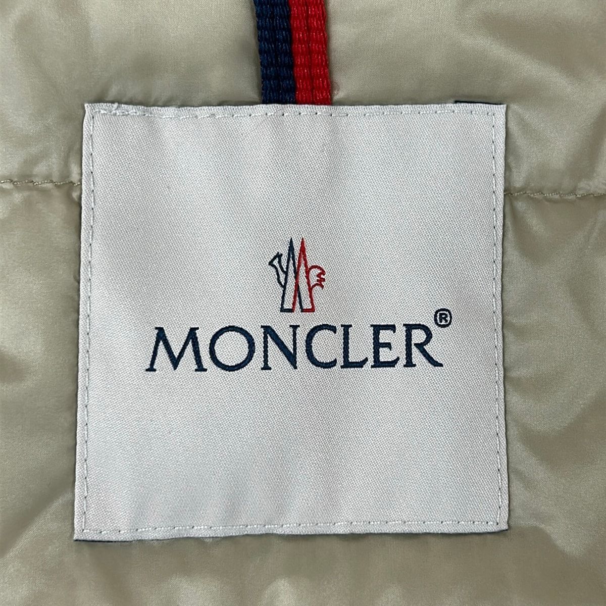 Moncler Down Jacket 2 M Rose Beige Long Sleeve Zip Up Winter — view 3