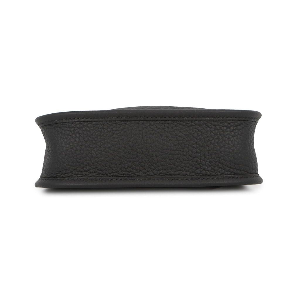 Hermes Shoulder Bag Evelyne TPM 111 cm Amazon Black Gold Taurillon Clemence — view 3
