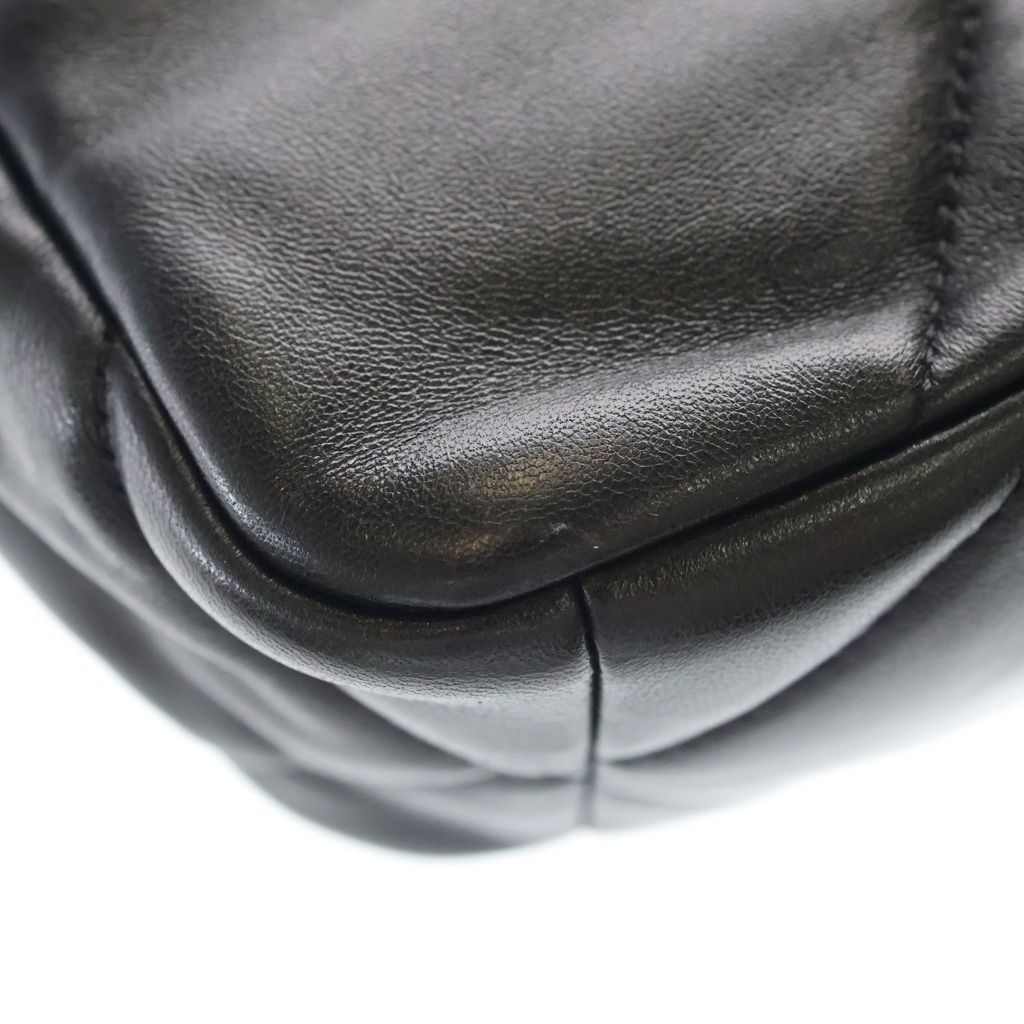 Chanel 19 Chain Shoulder Bag Black Lambskin Gold — view 6