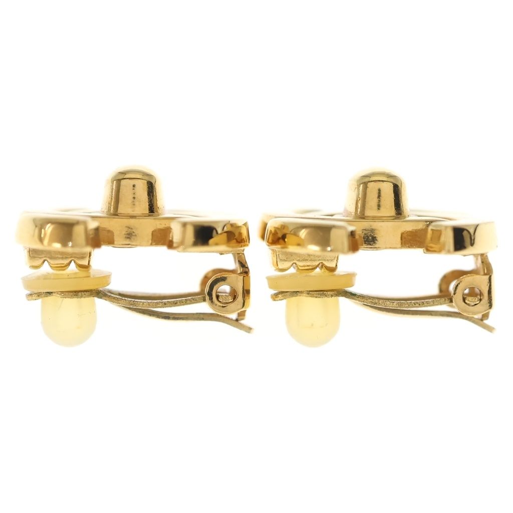 Chanel CC Logo Turnlock Earrings Gold — view 4