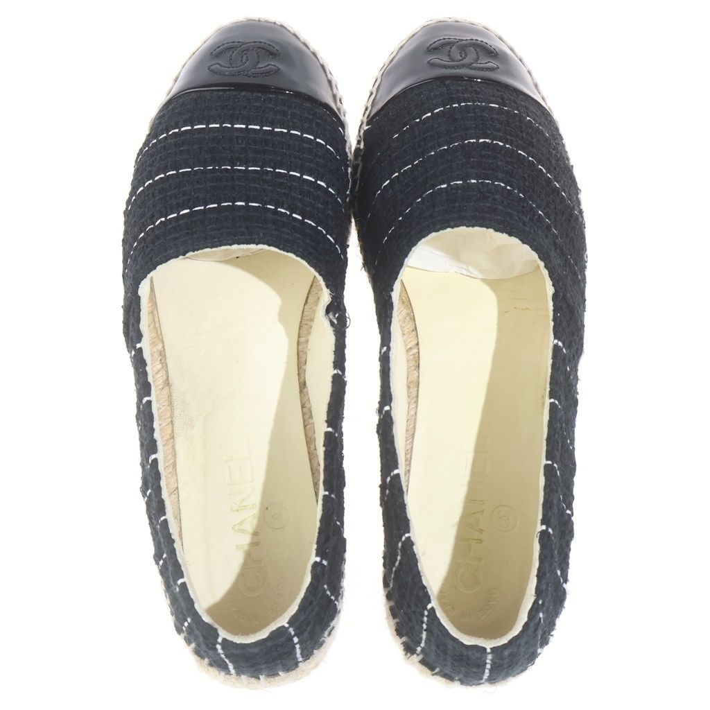 Chanel CC Logo Patent Leather Espadrilles Flat Shoes Black — view 4