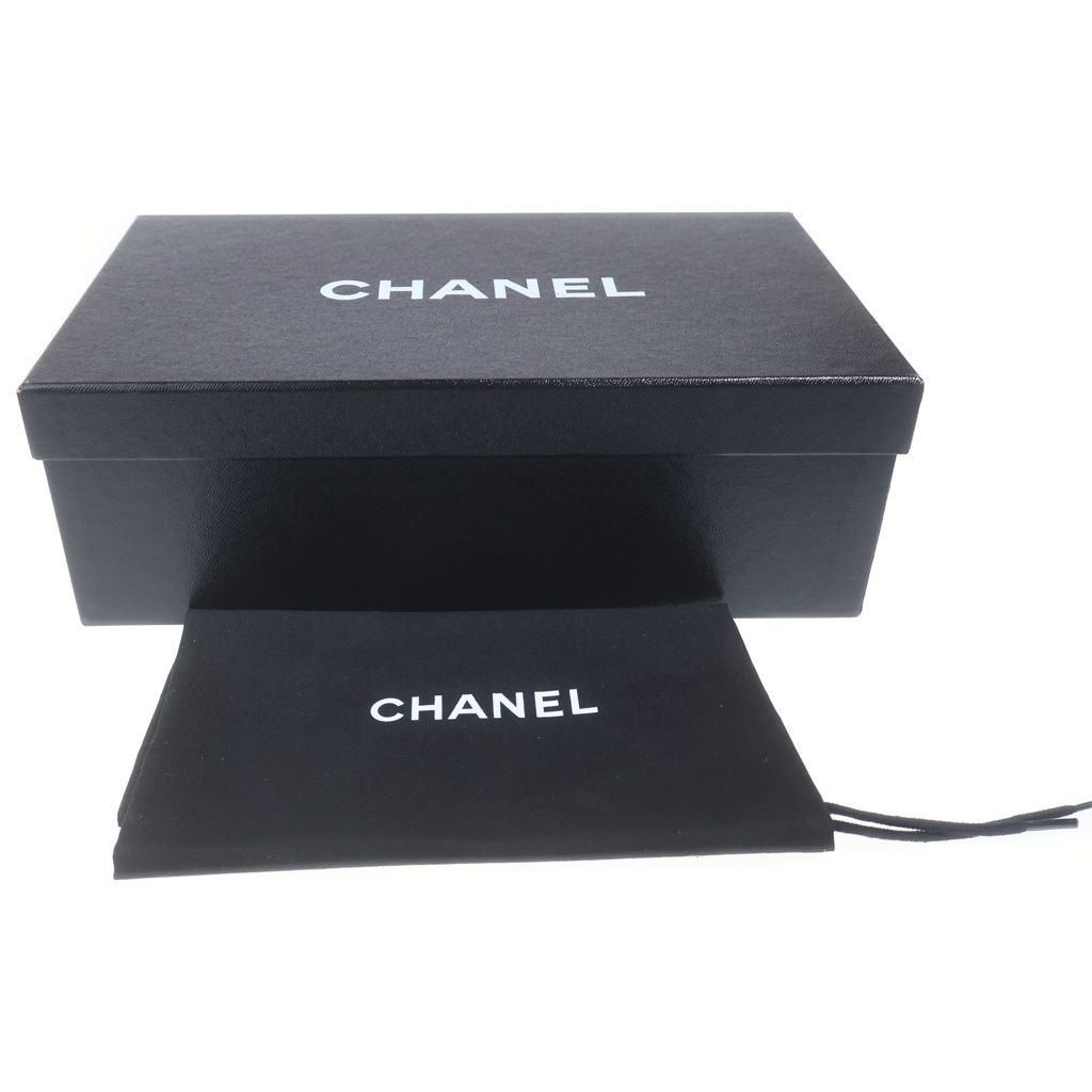 Chanel CC Logo Patent Leather Espadrilles Flat Shoes Black — view 6