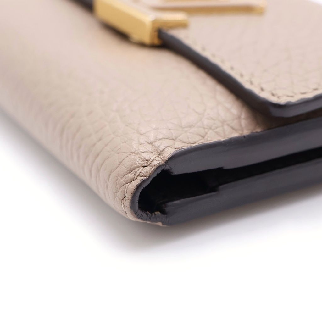 Louis Vuitton Portefeuille Capucines XS Galle Taurillon Compact Wallet Trifold — view 5