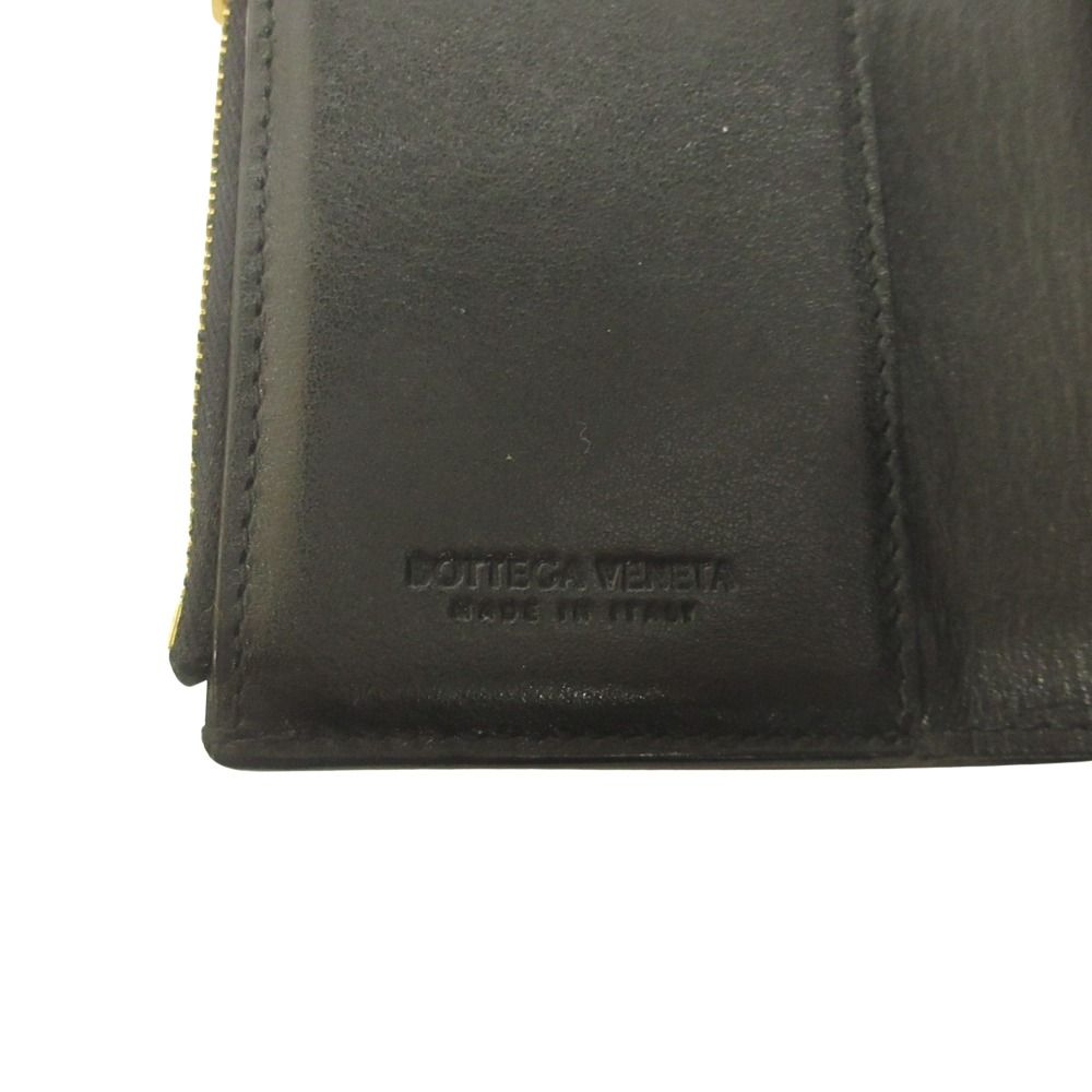 Bottega Veneta Cassette Maxi Intrecciato Trifold Wallet Leather Black — view 7