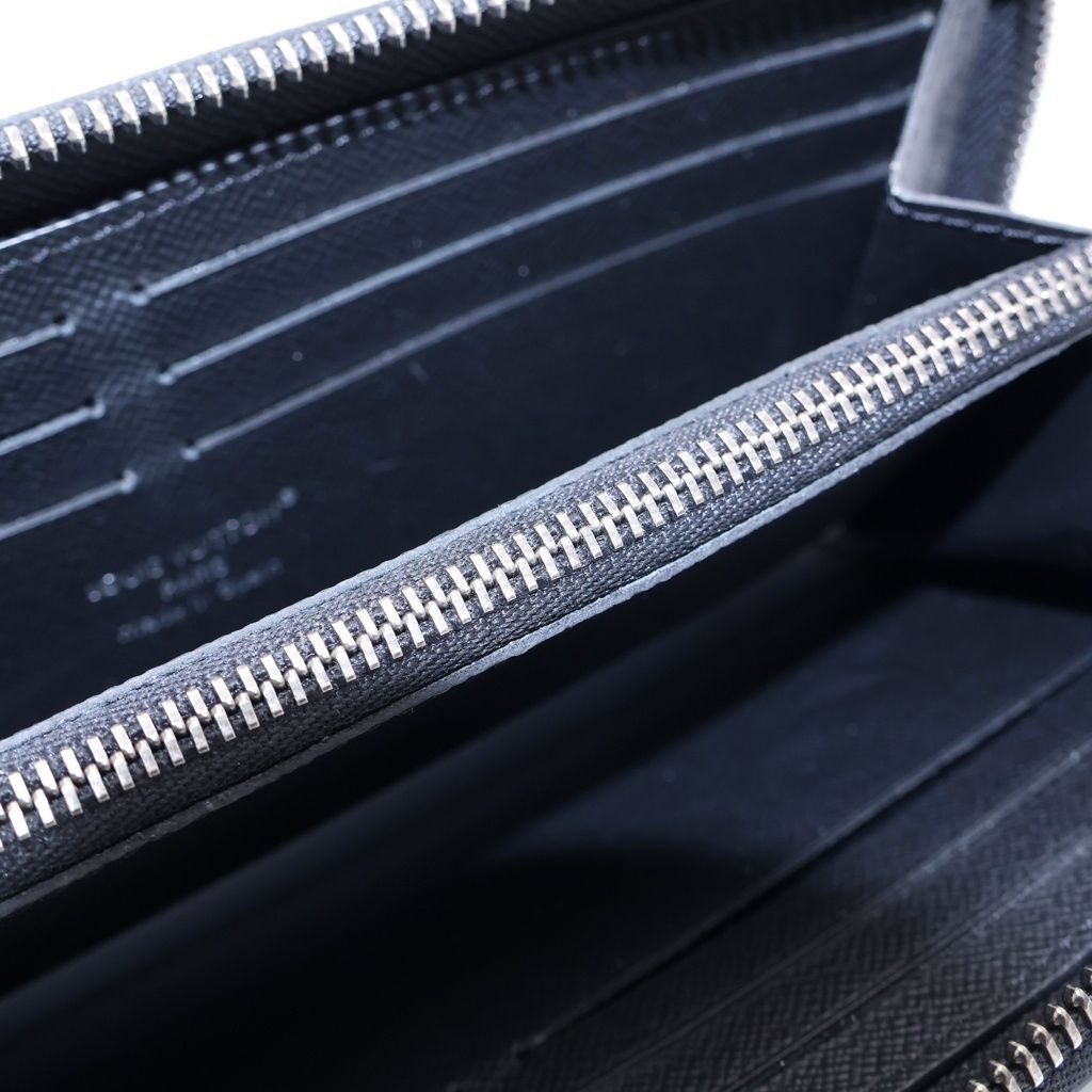 Louis Vuitton Zippy Wallet Horizontal Monogram Black — view 4