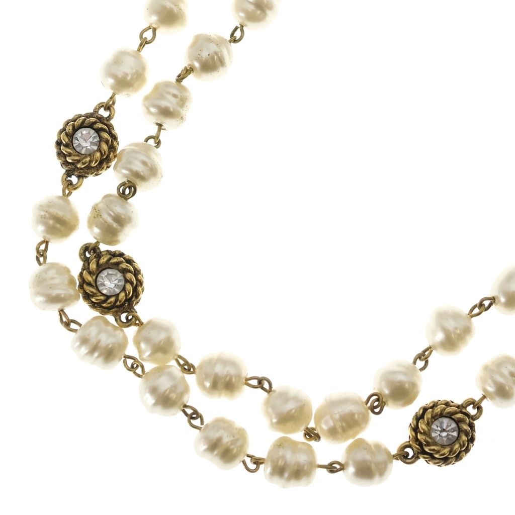 Chanel Vintage Faux Pearl Long Pendant Chain White Gold