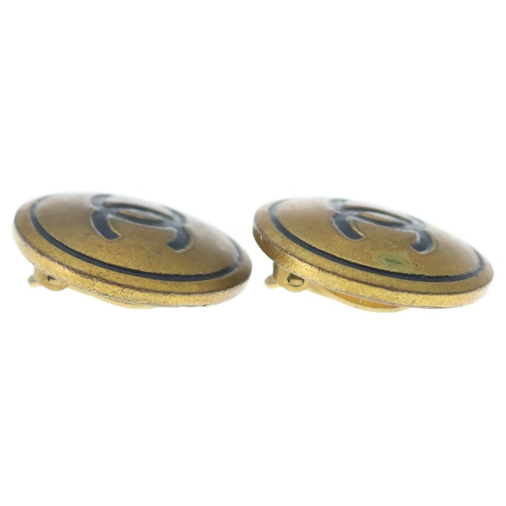 Chanel CC Logo Round Earrings Gold — view 3