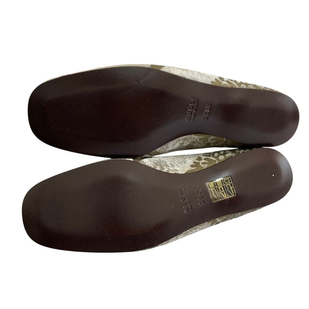 Gucci Belted Flat Slip on Gold — view 7