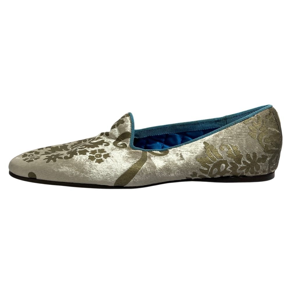 Gucci Belted Flat Slip on Gold — view 6