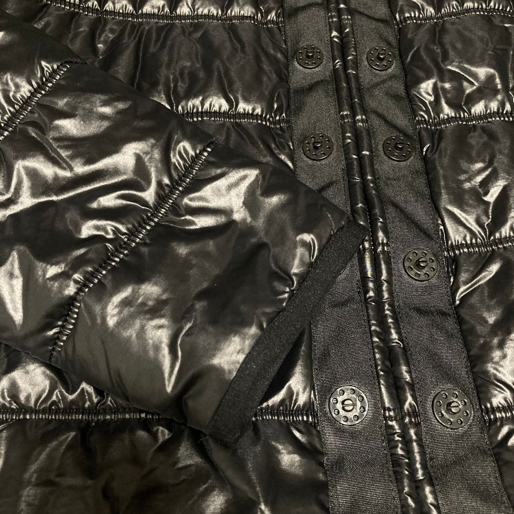 Chanel CC Logo Button Padded Jacket 36 Black — view 7