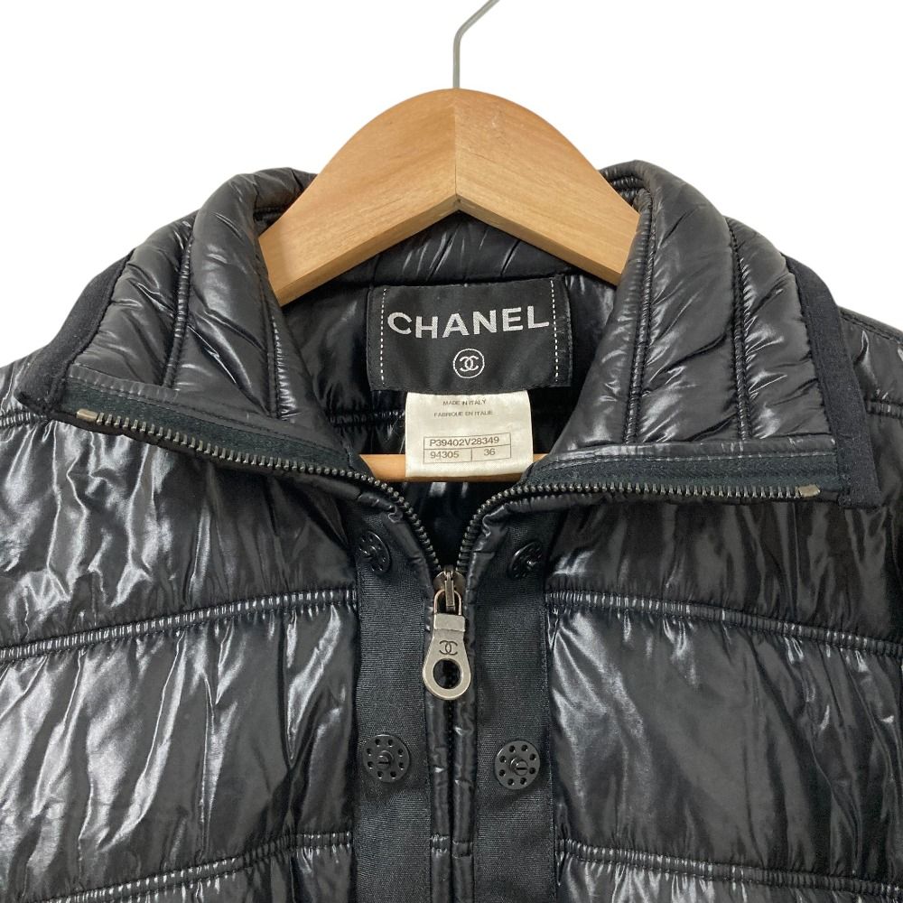 Chanel CC Logo Button Padded Jacket 36 Black — view 5