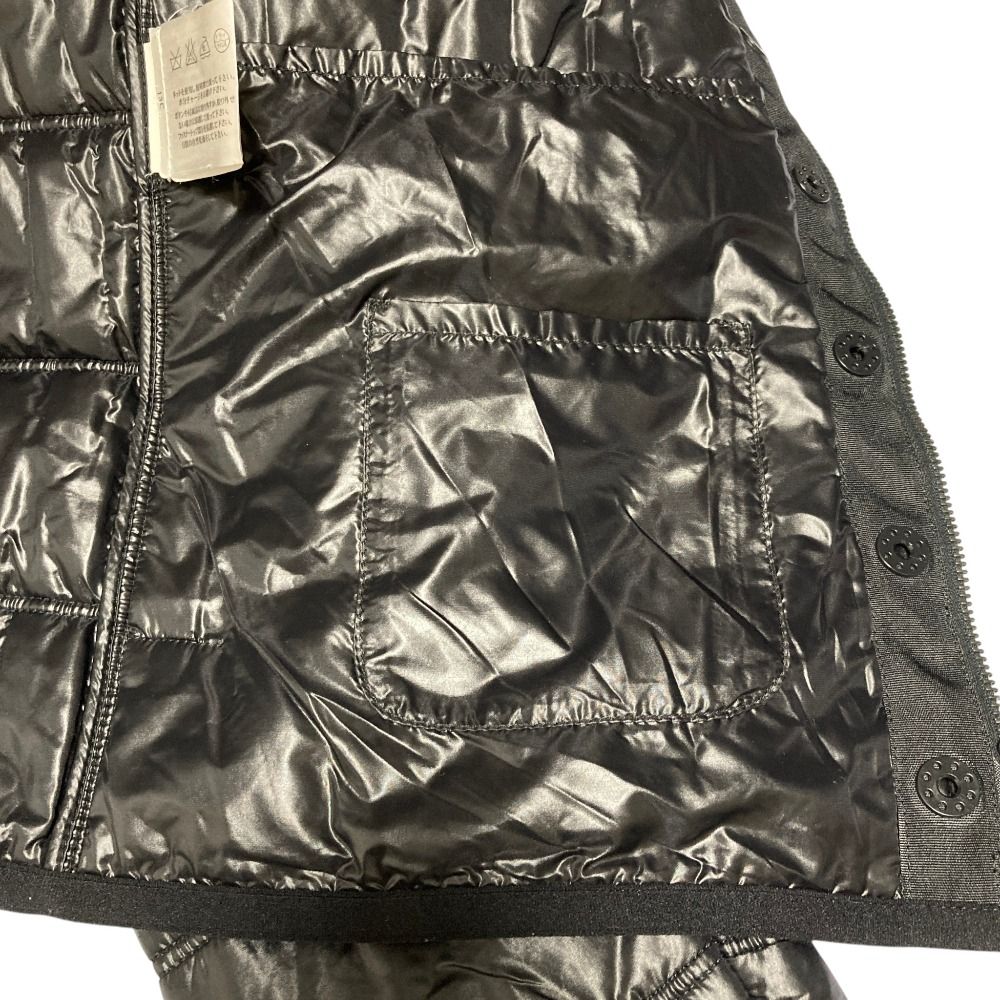 Chanel CC Logo Button Padded Jacket 36 Black — view 4
