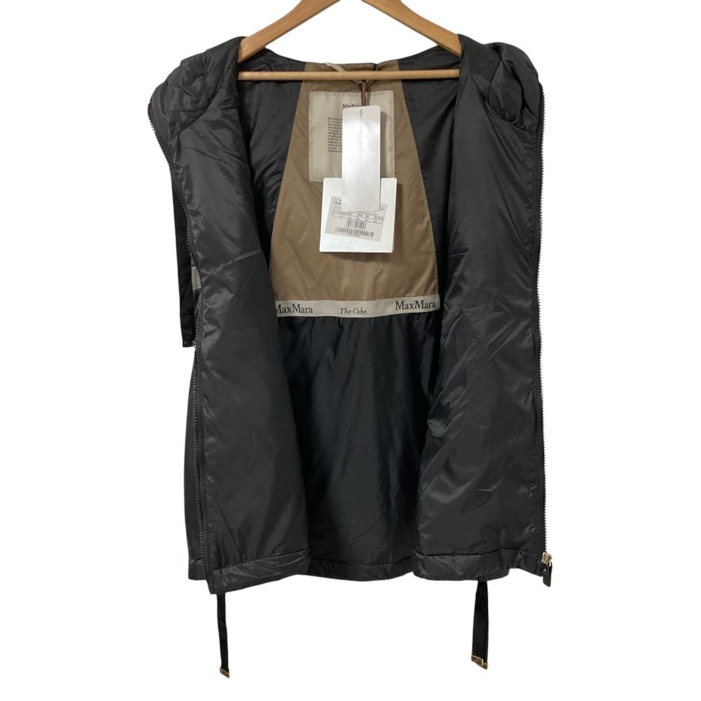 Max Mara the Cube Greengo Sleeveless Puffer Short Jacket 42 Black — view 3