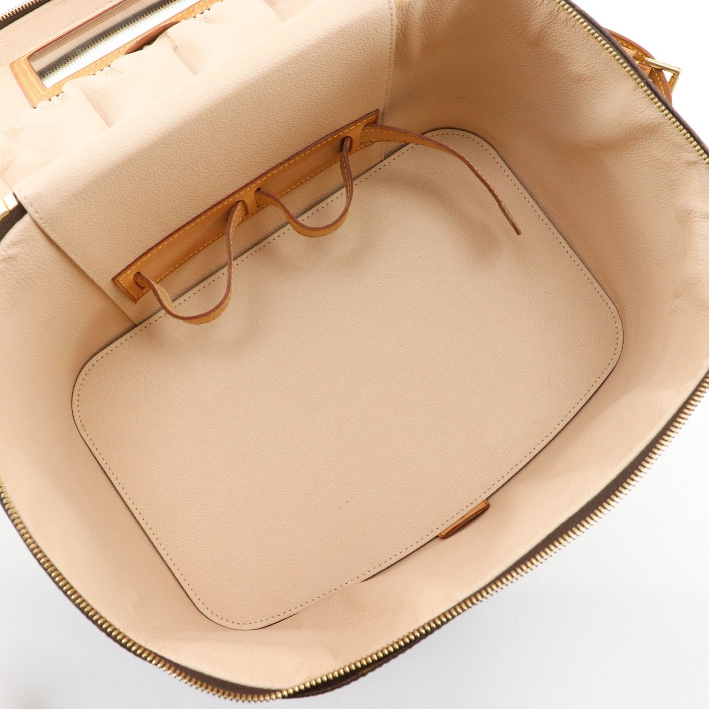 Louis Vuitton Nice 2-Way Shoulder Monogram Canvas Brown Vanity — view 5