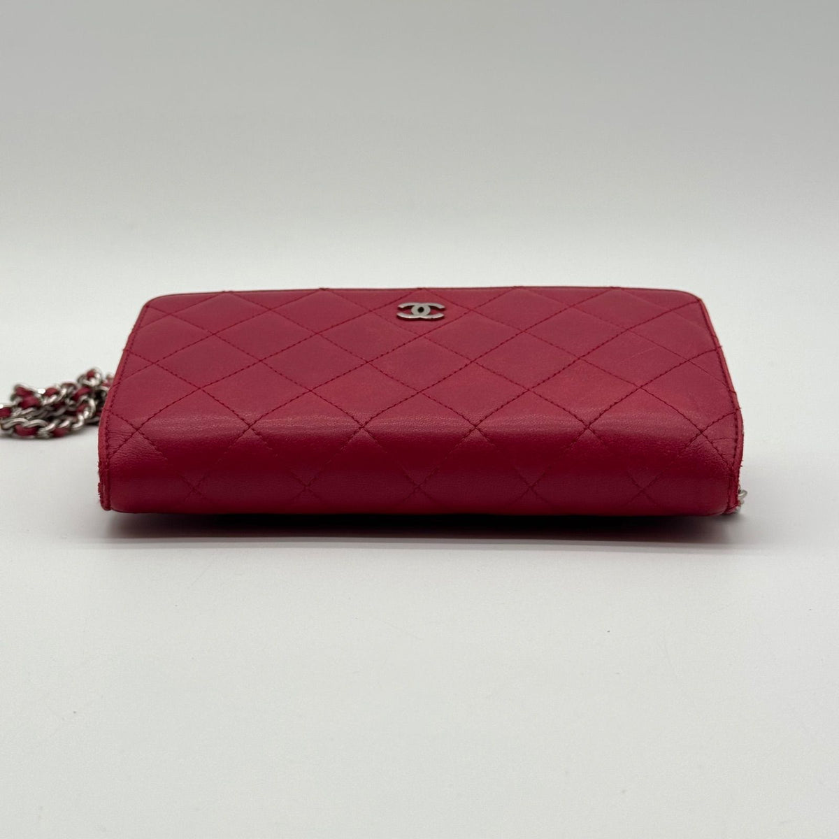Chanel First Come Served Chain Wallet Lambskin Quilted CC Logo Shoulder Bag — view 5