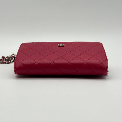 Chanel First Come Served Chain Wallet Lambskin Quilted CC Logo Shoulder Bag — view 5