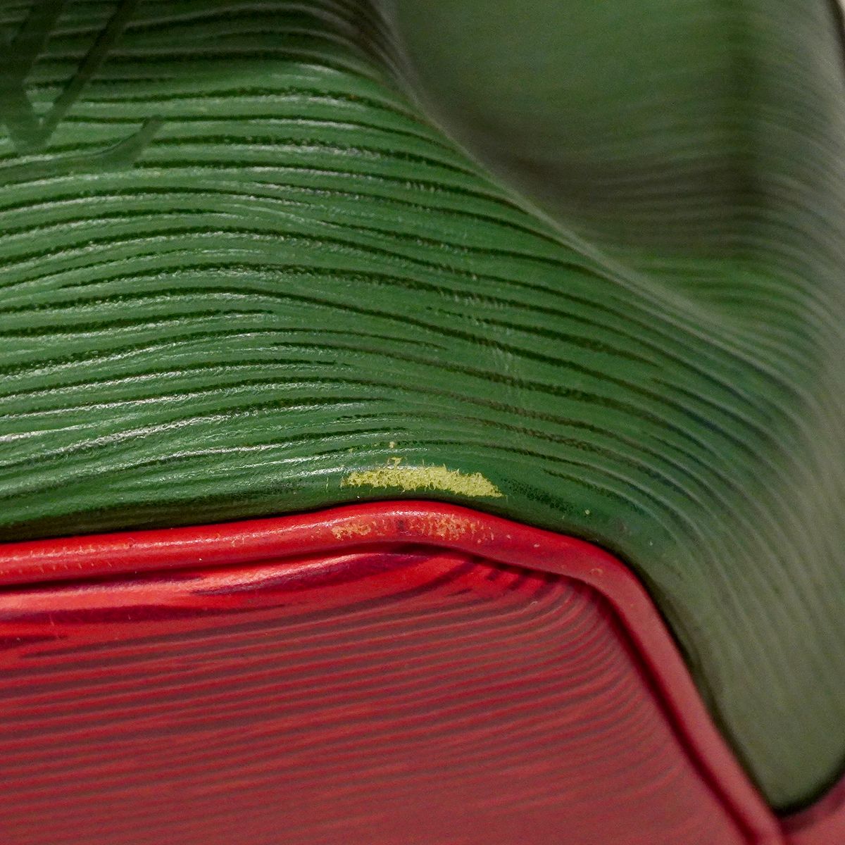 Louis Vuitton Shoulder Bag Epi Petit Noe Borneo Green Castilian — view 7