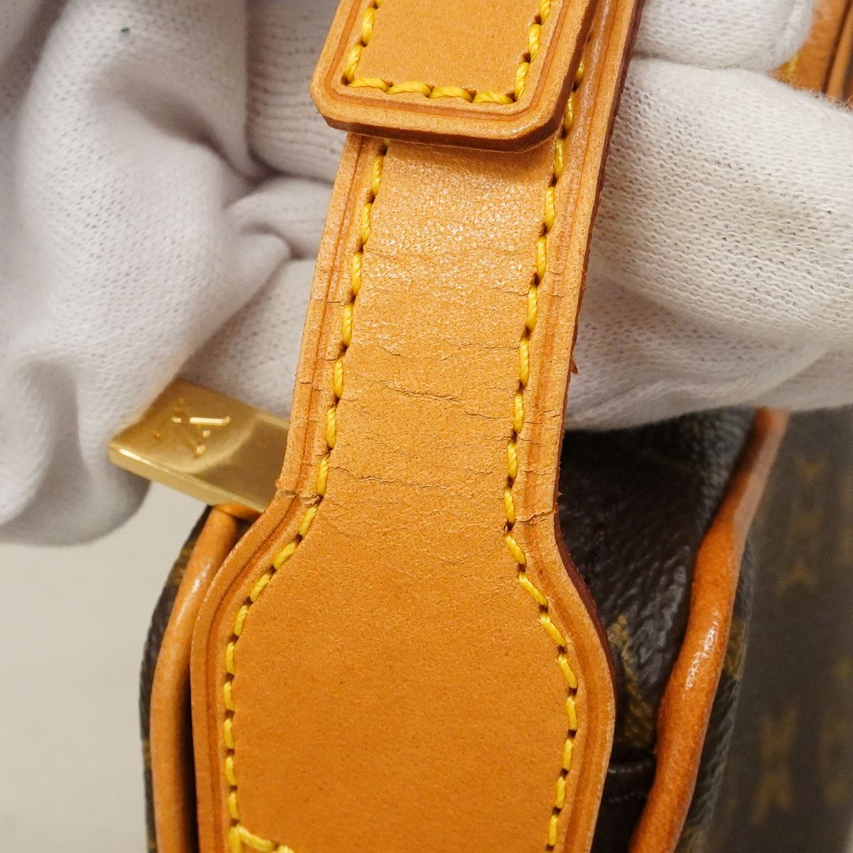 Louis Vuitton Shoulder Bag Monogram Pochette Croissant Brown — view 6