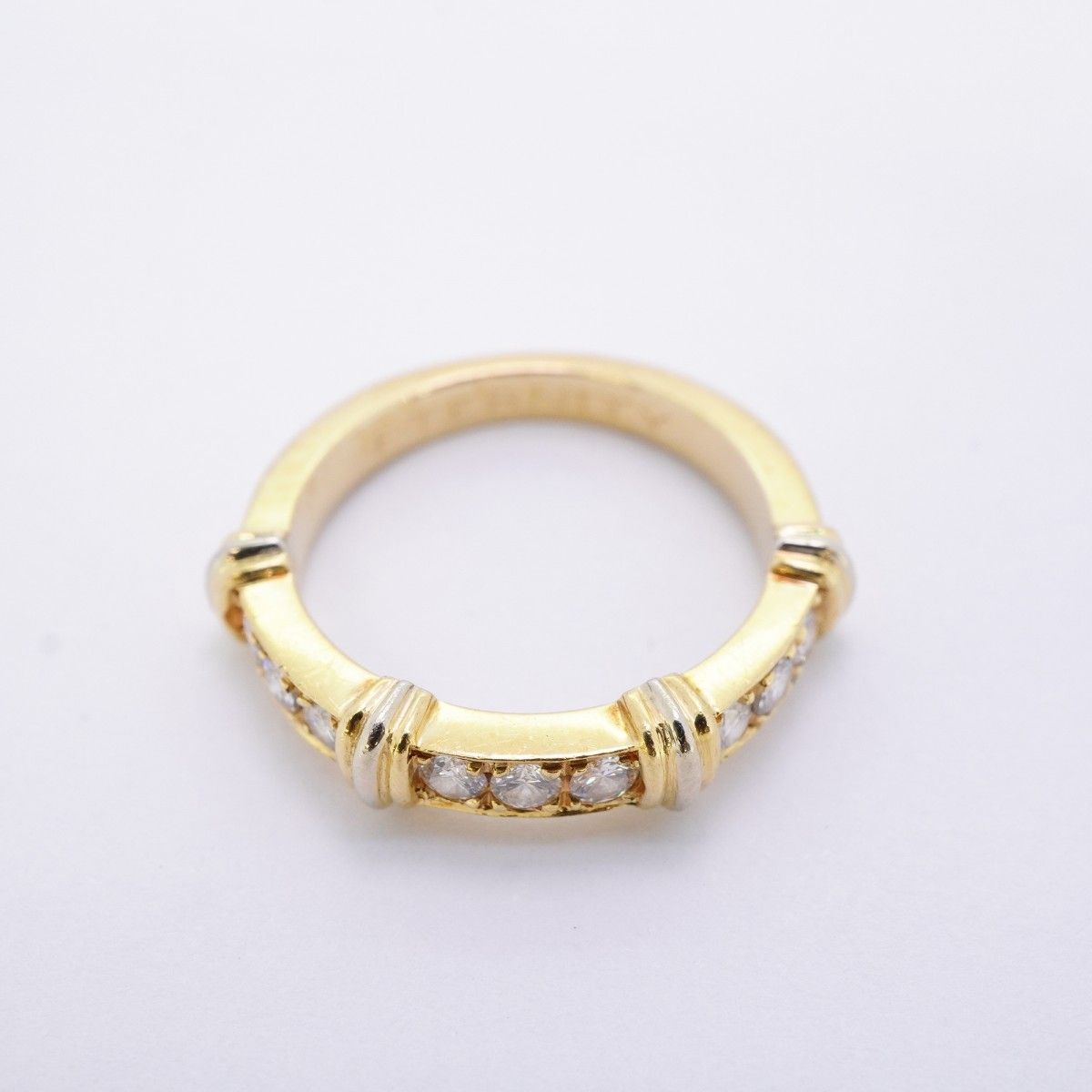 Cartier Ring Contessa 18k Yellow Gold 18k White Diamond — view 3