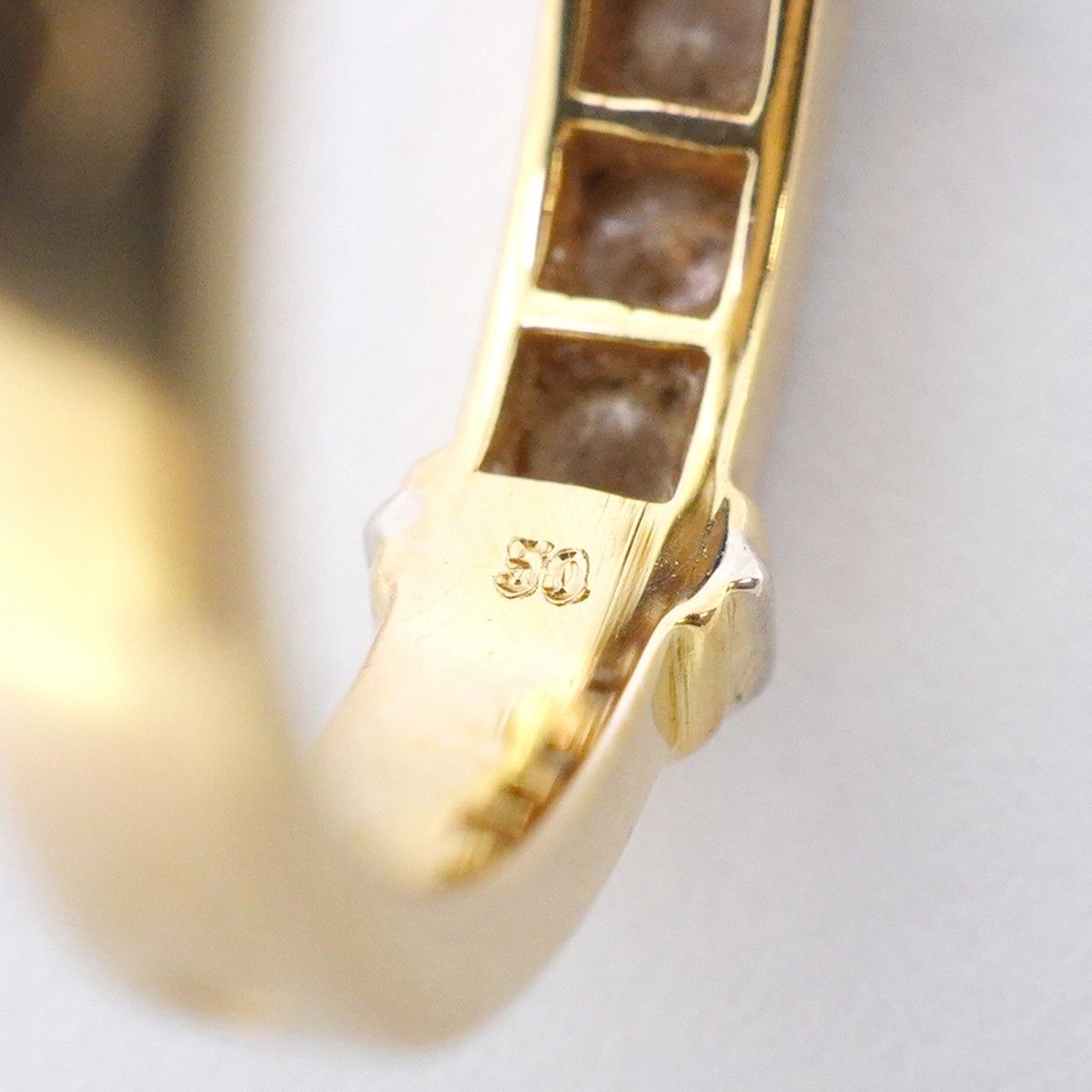 Cartier Ring Contessa 18k Yellow Gold 18k White Diamond — view 7
