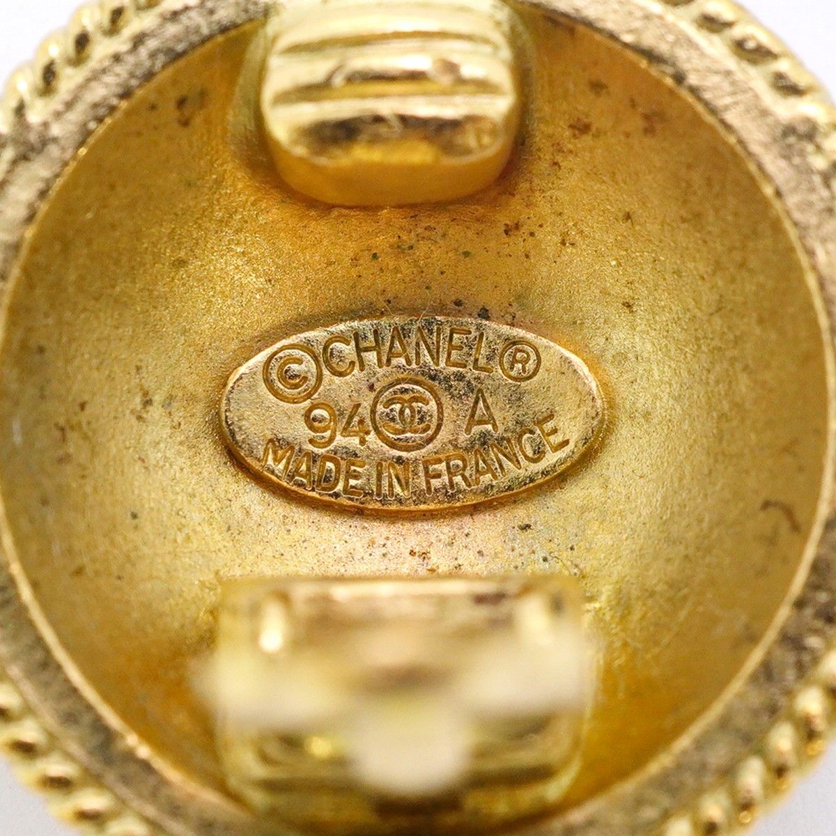 Chanel Earrings Vintage CC Logo Round — view 4