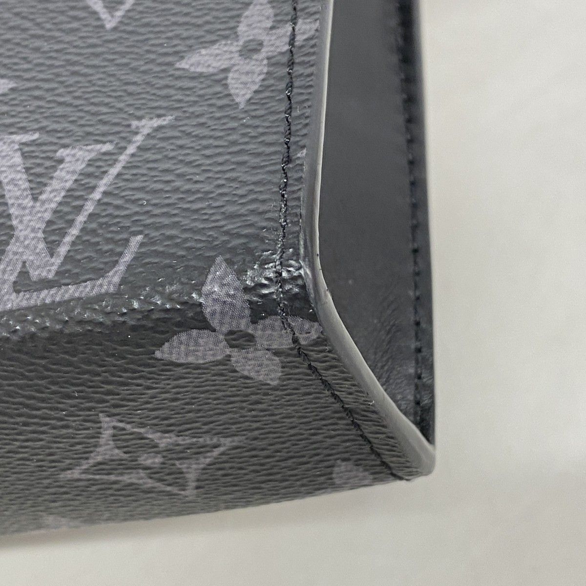 Louis Vuitton Shoulder Bag Monogram Eclipse Gaston Wearable Wallet Black — view 6
