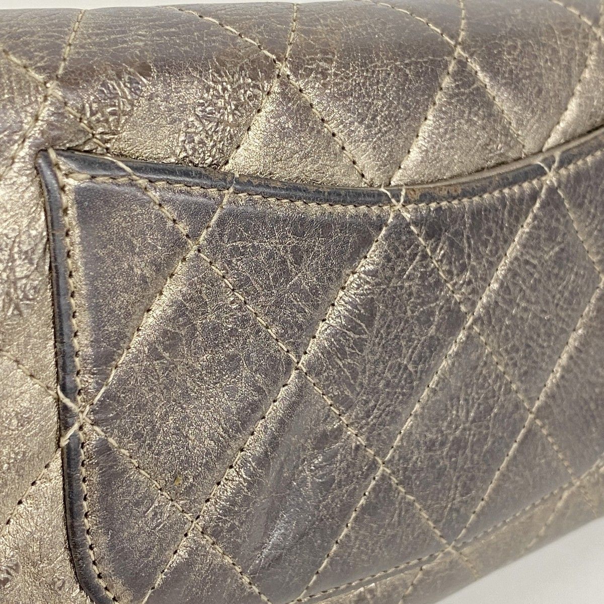 Chanel Wallet 2.55 Calfskin Gold Silver Handbag — view 5