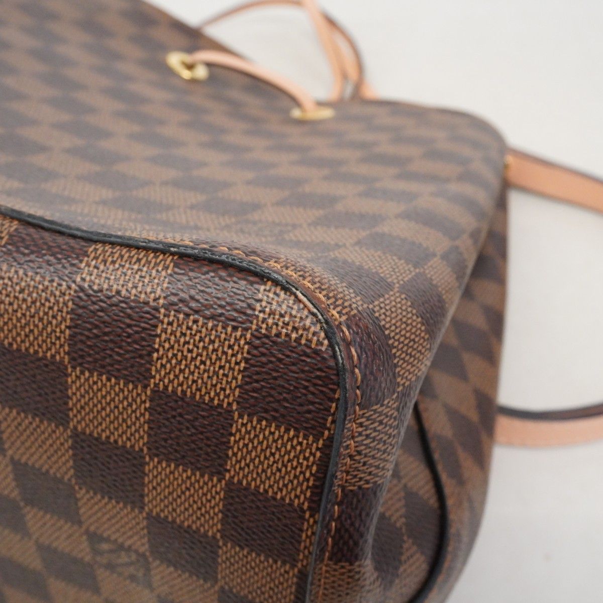 Louis Vuitton Shoulder Bag Damier Neo Noe Venus — view 8
