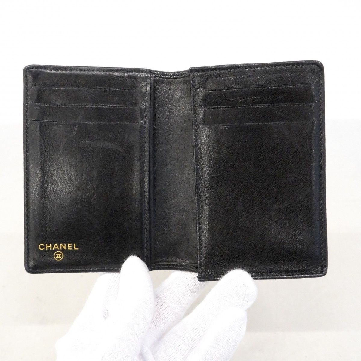 Chanel Card Case Caviar Leather Black — view 3