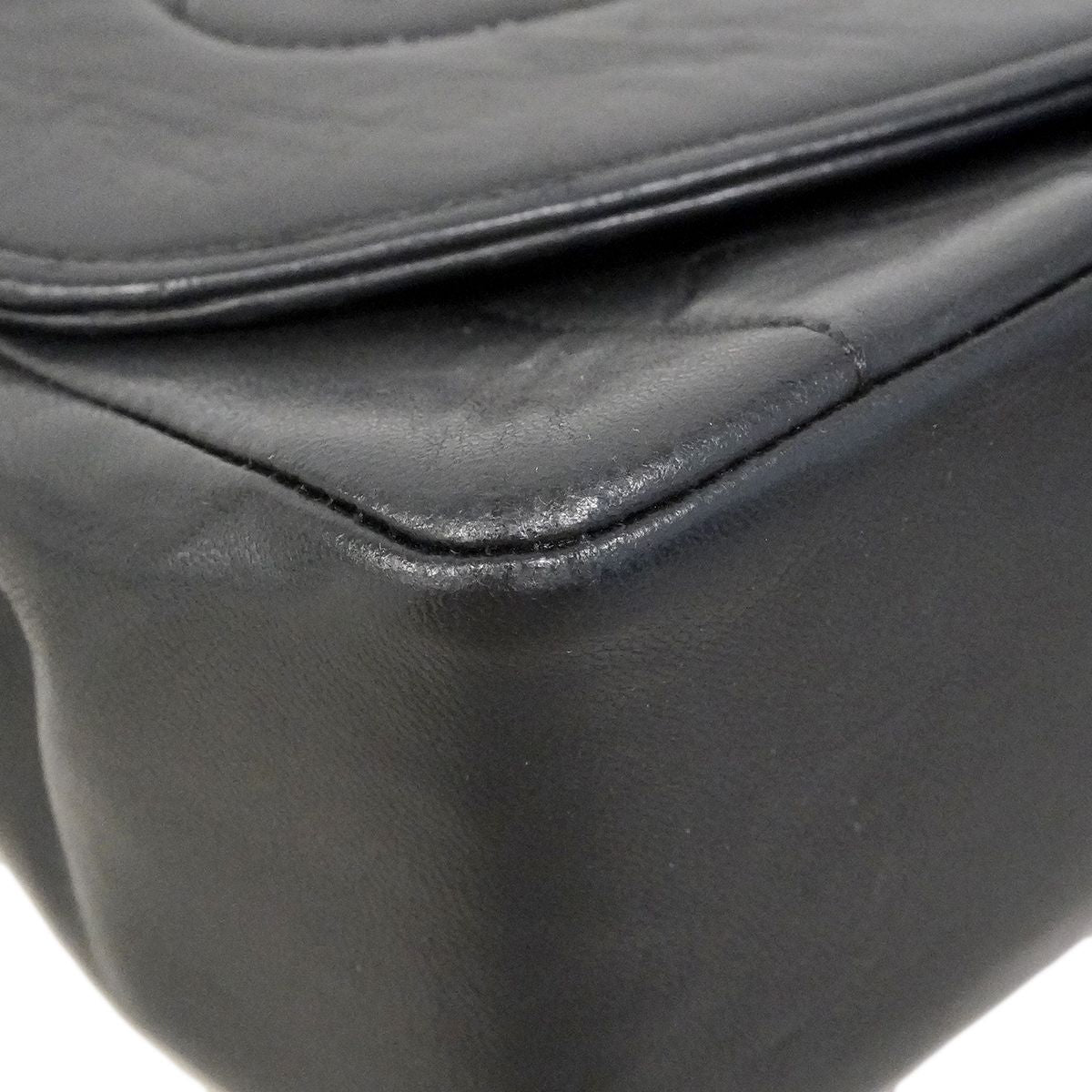 Chanel Shoulder Bag Diana Lambskin Black Gold — view 6