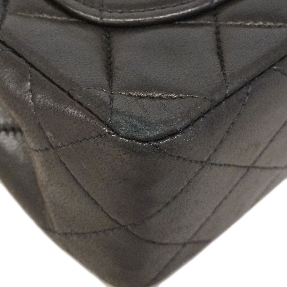 Chanel Shoulder Bag Mini Quilted Lambskin Black Gold — view 8