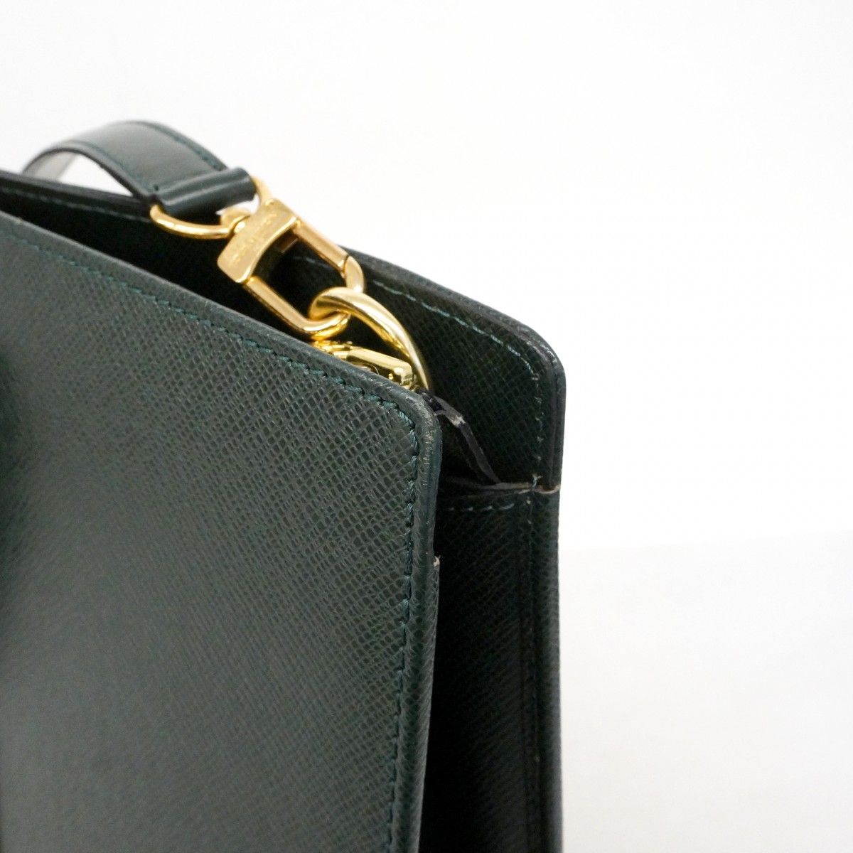 Louis Vuitton Business Bag Taiga Porte Documents Rosin Epi Sear 2-Way — view 9