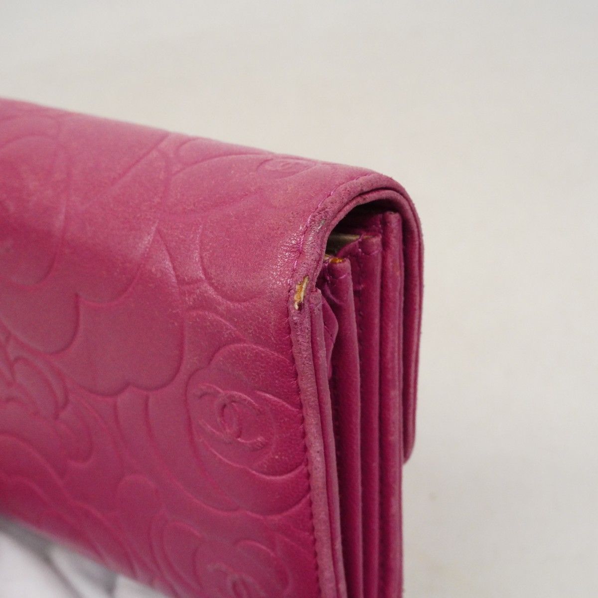 Chanel Wallet Camellia Lambskin Pink Gold — view 7