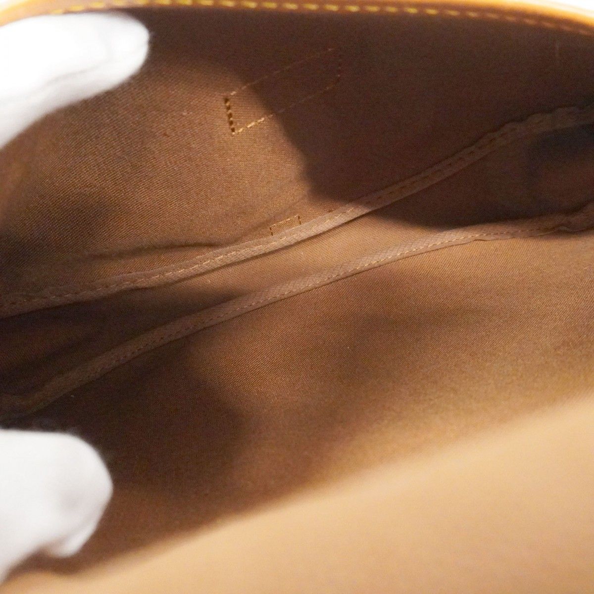 Louis Vuitton Shoulder Bag Monogram Saumur 30 Brown — view 4