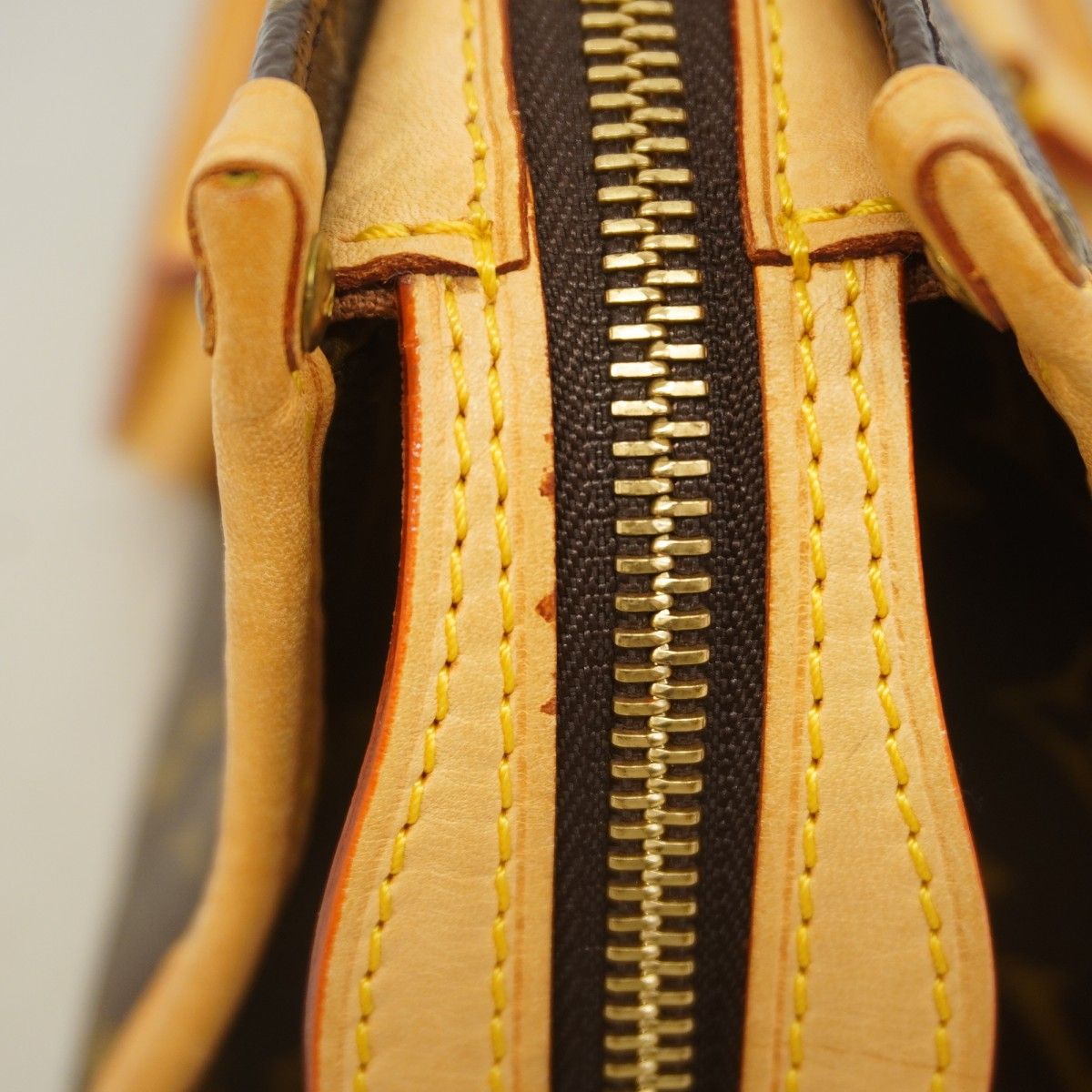 Louis Vuitton Handbag Monogram Popincourt Brown — view 8
