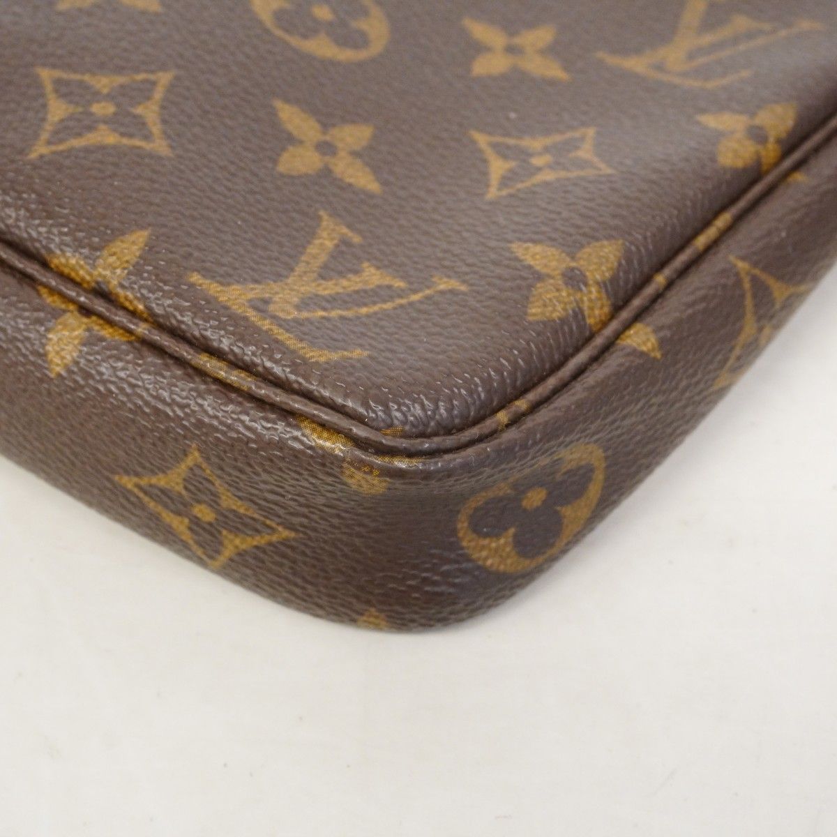 Louis Vuitton Pouch Monogram Pochette Brown — view 6