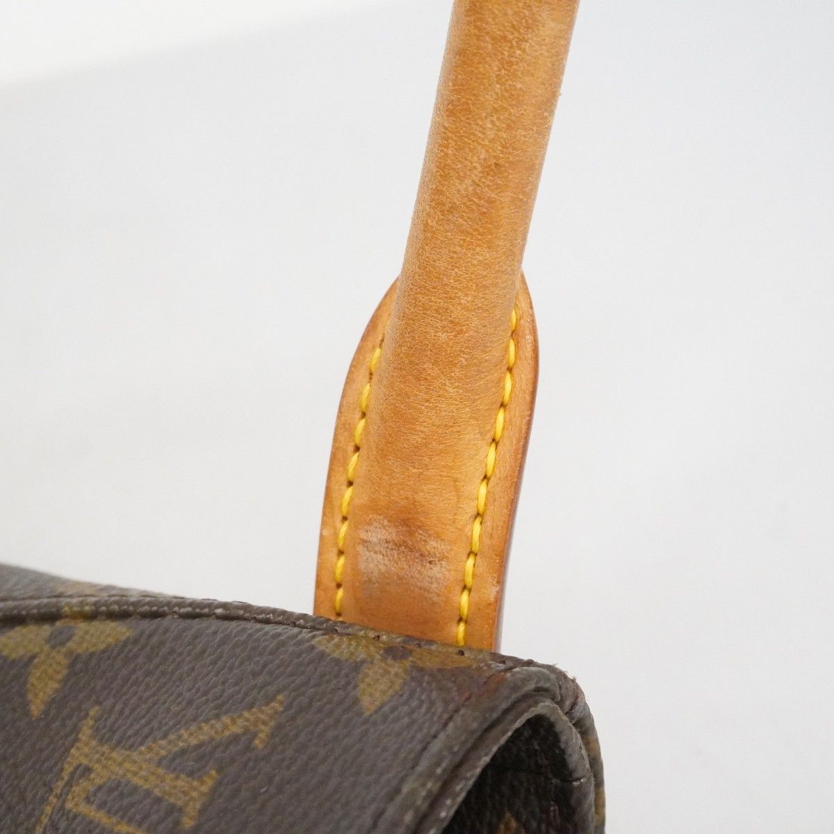 Louis Vuitton Shoulder Bag Monogram Looping GM Brown — view 8