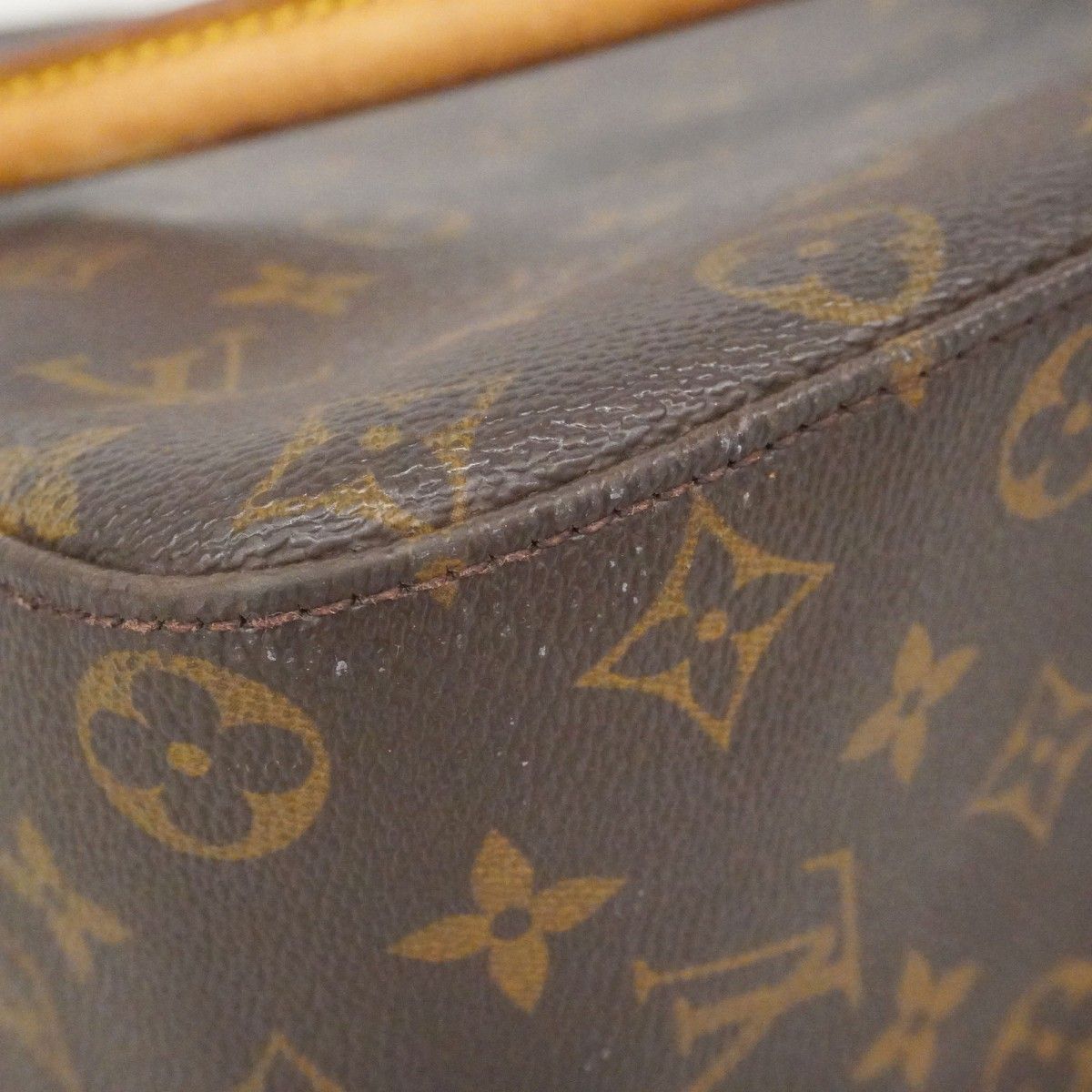 Louis Vuitton Shoulder Bag Monogram Looping GM Brown — view 6