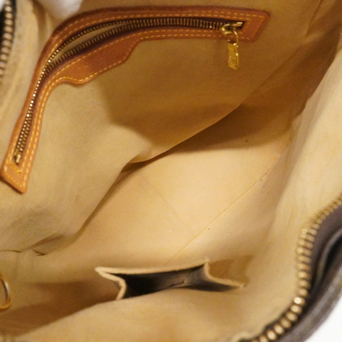 Louis Vuitton Shoulder Bag Monogram Looping GM Brown — view 4