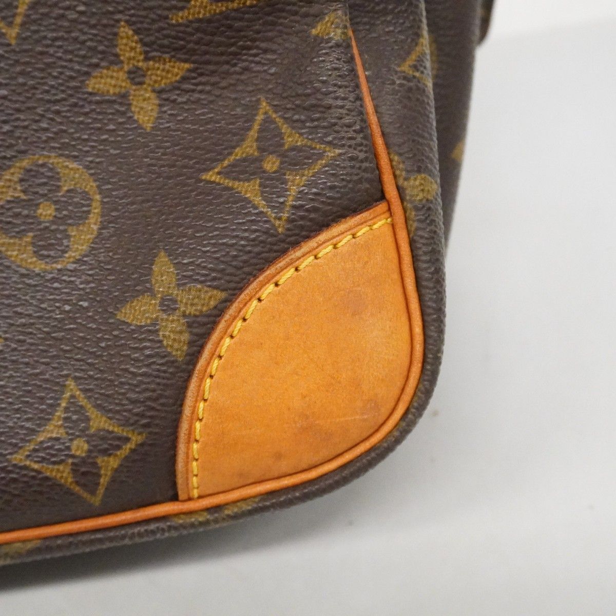 Louis Vuitton Shoulder Bag Monogram Nile Brown — view 7